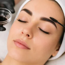Teinture des Cils ou Sourcils